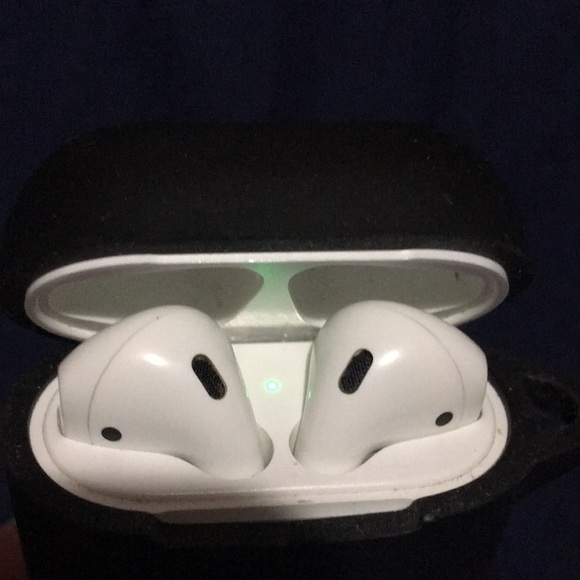 Apple AirPods Gen2 w rubber case Bluetooth wireless earbuds headphones earphones - Picture 4 of 10